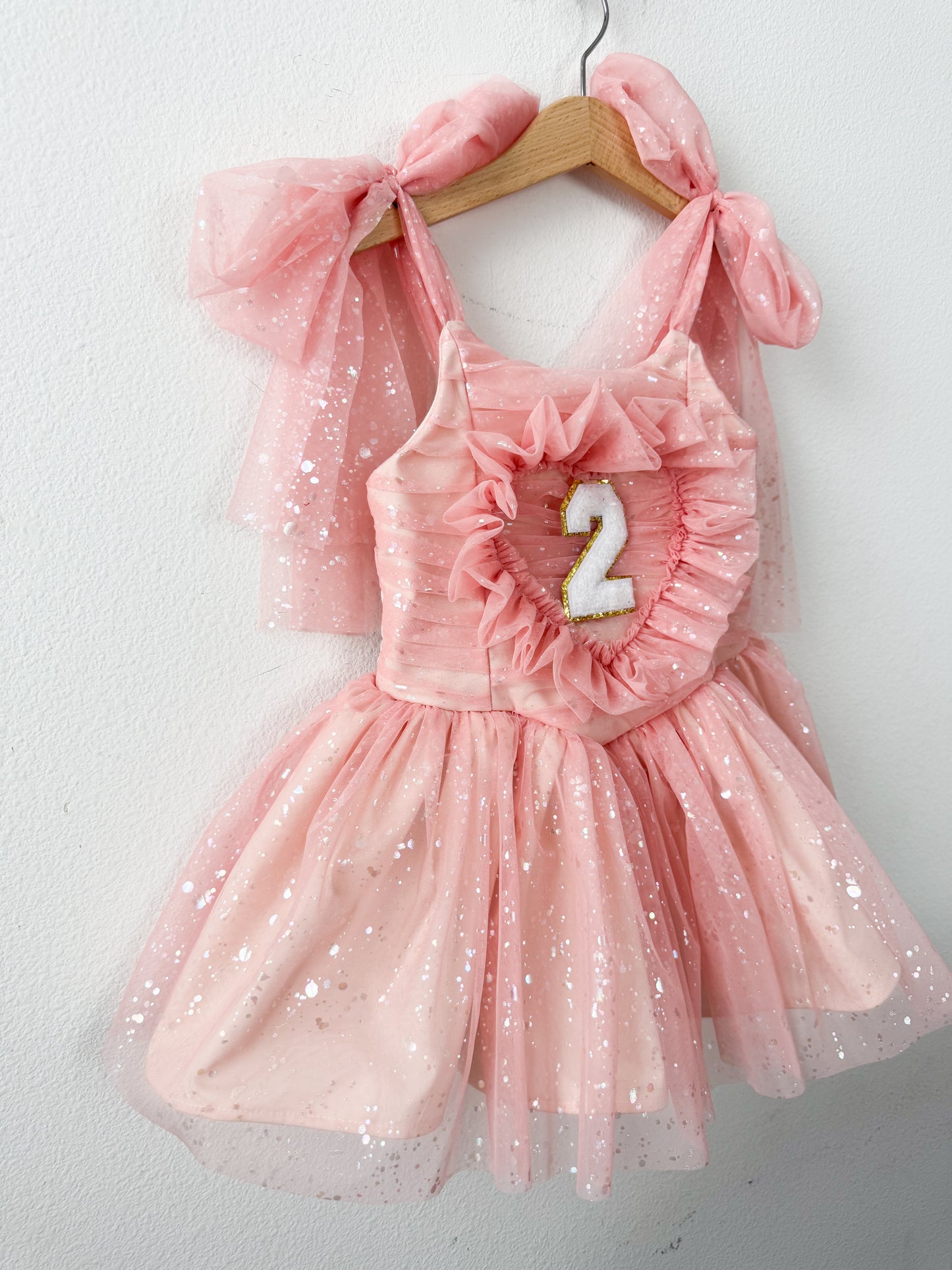 PREORDER  Heart V-Shape Rose Gold