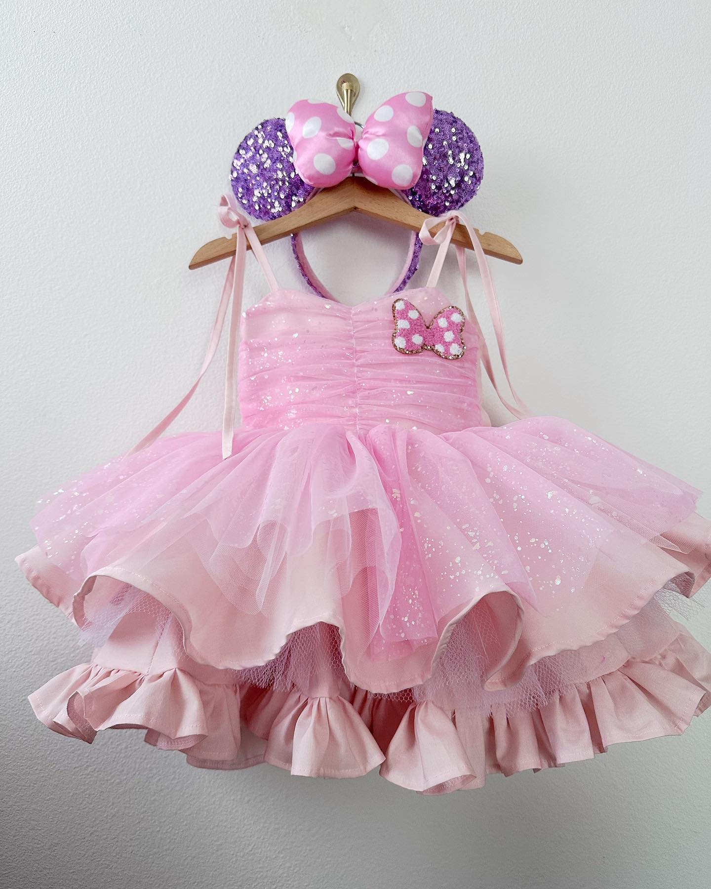 One size 6 and one 7 ready to ship ) PREORDER Pink Glimmer ULTIMATE poof dress (Add patch in separate listing)