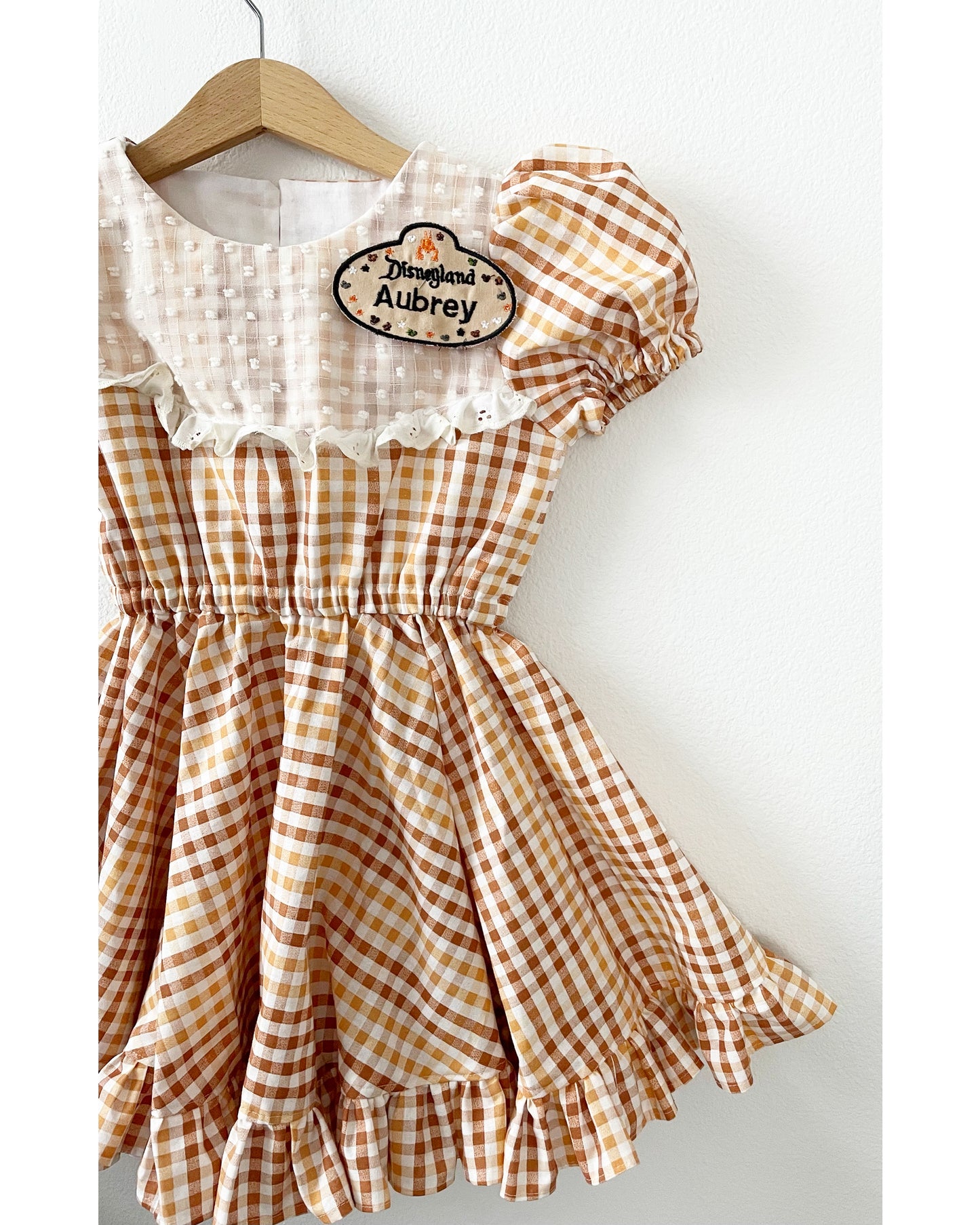 PREORDER Custom behind the magic dress ( Patch INCLUDED)