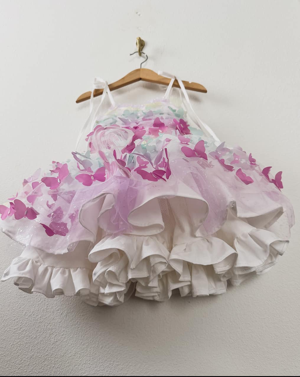 PREORDER Butterfly ombre ultimate poof dress ( Petticoat layer INCLUDED)